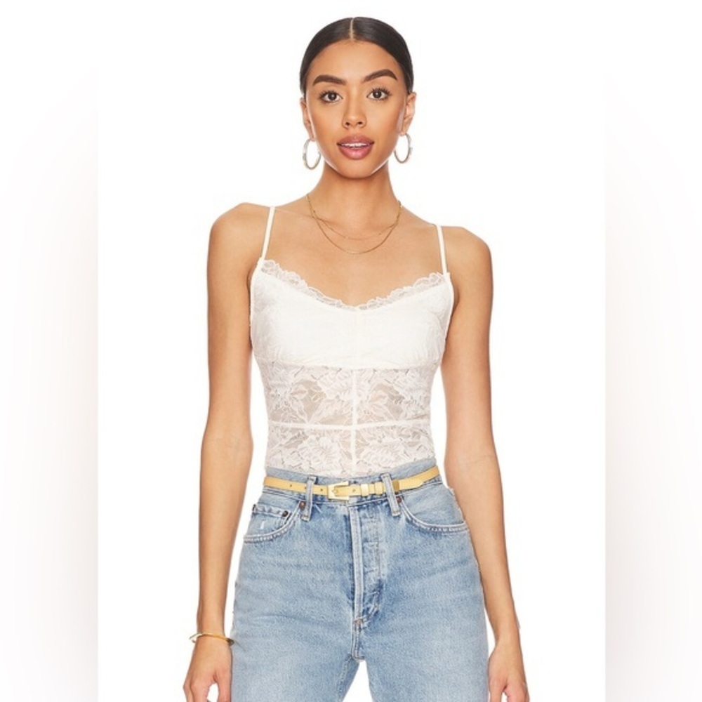 FREE PEOPLE Heart Eyes Cami Lace Strappy Top Sea Salt Color Size Large NEW